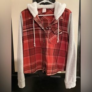 No Boundaries crop flannel shirt. Junior size xxxl/(21)
